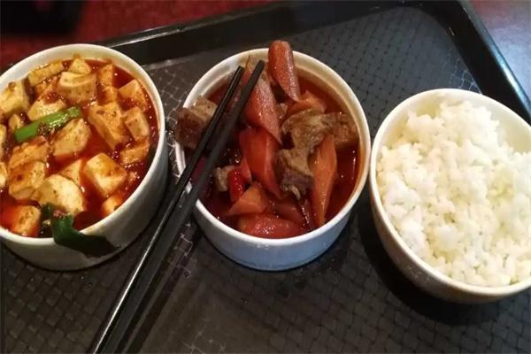 15元自助快餐店