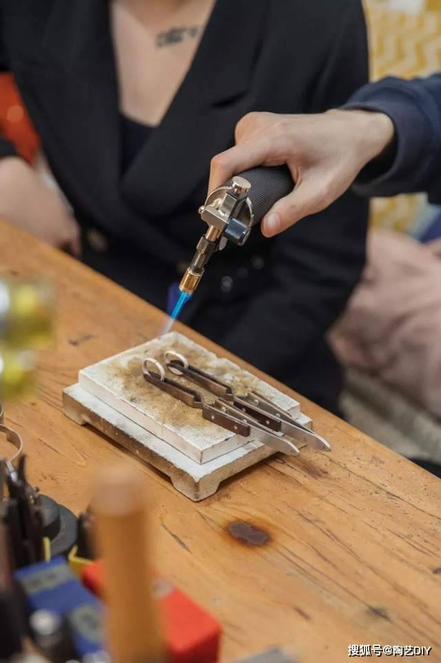 手工爱好者变现方式_私人订制手工_做什么手工简单赚钱