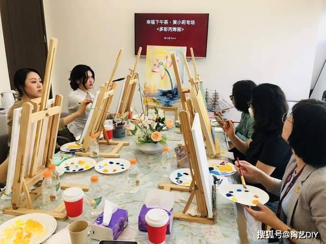 做什么手工简单赚钱_手工爱好者变现方式_私人订制手工