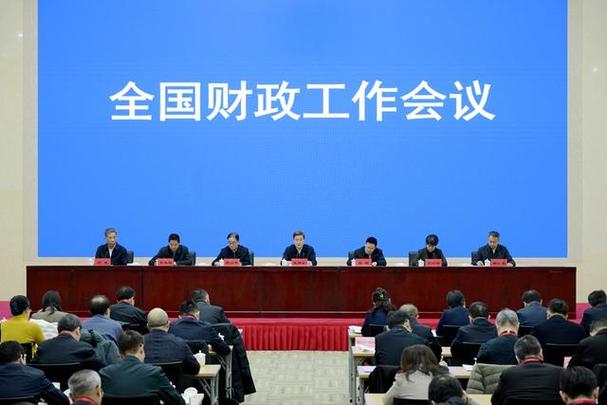 财政政策 股市_美国债务增长问题_美元动态与世界变局