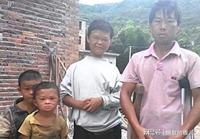 马云说未来赚钱_范小勤 马云儿子 红极一时的小网红
